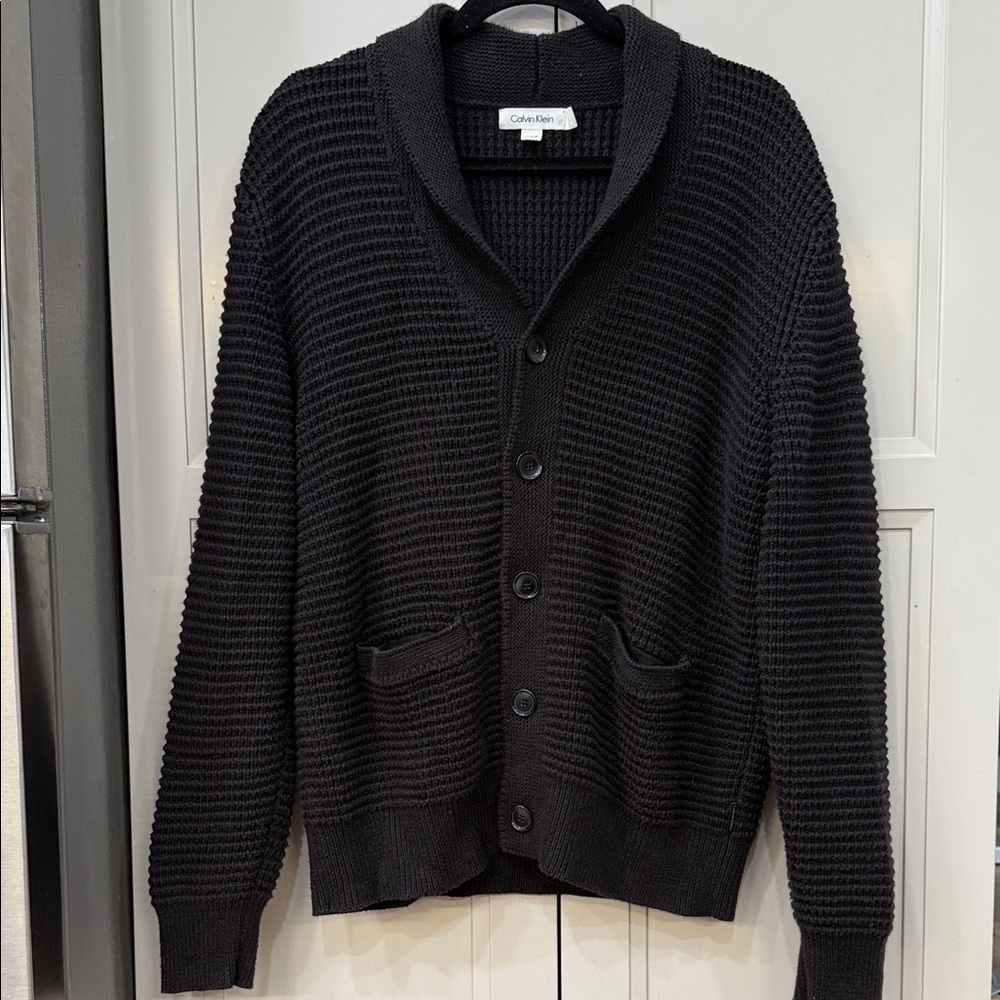 Calvin Klein men’s sweater size medium. Like new